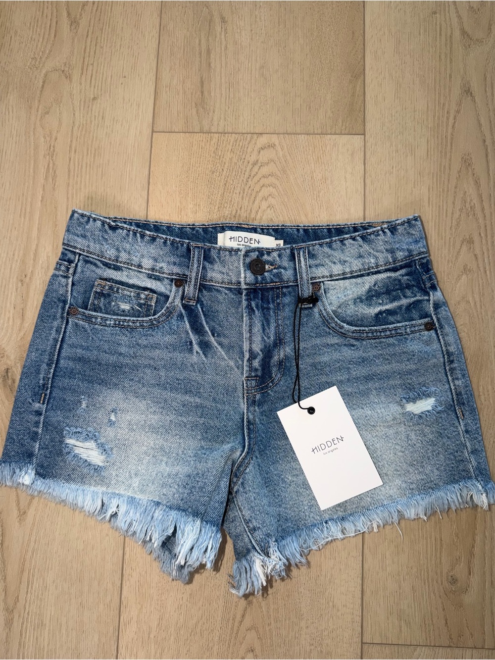 NWT Hidden Jeams Distressed Denim Shorts Size XS